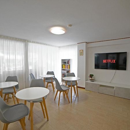 Hotel Ischia Rimini Bagian luar foto