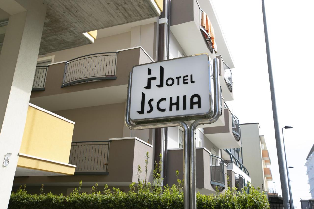 Hotel Ischia Rimini Bagian luar foto