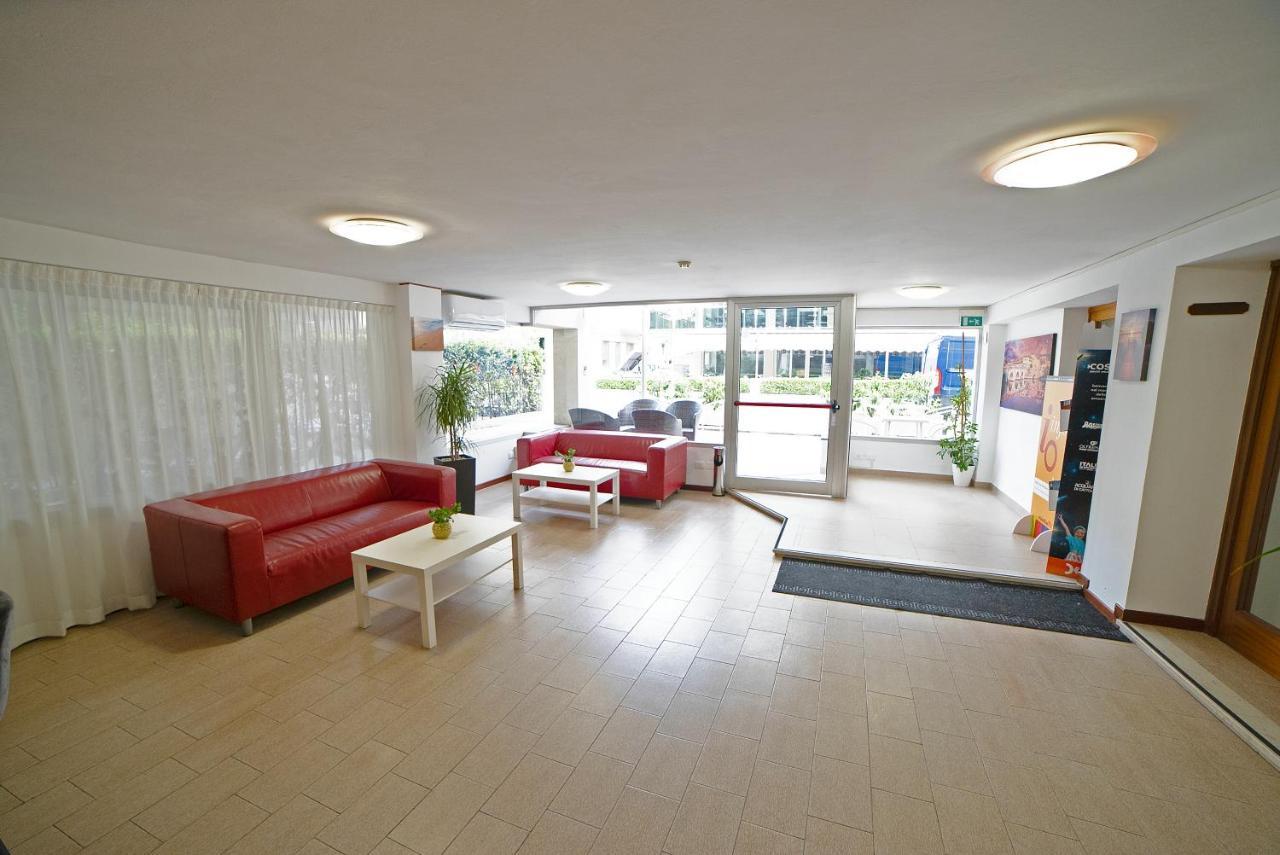 Hotel Ischia Rimini Bagian luar foto
